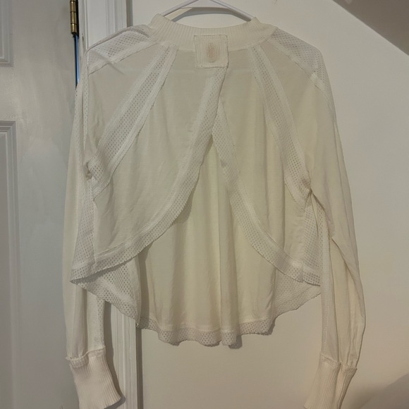 Free People Movement Off-White Sheet Long Sleeve with Open Back - Picture 4 of 4
